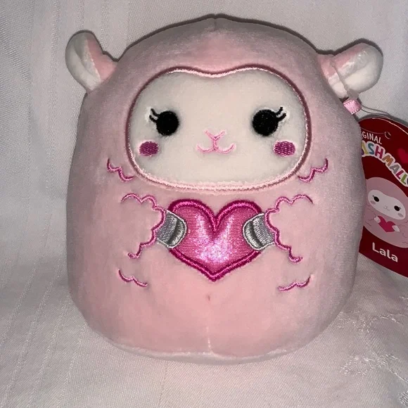 Lala the Lamb Valentines Heart Squishmallows Plush NWT Pink Kawaii Spring Lamb - Picture 11 of 11